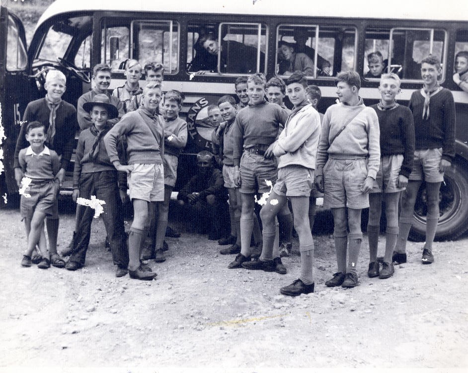 Scouts heading to Blanket Bay Camp near Apollo Bay